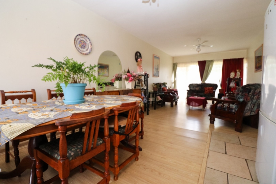 2 Bedroom Property for Sale in Flamwood North West